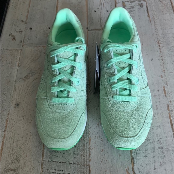 🌼ASICS🌼GEL-Lyte III UNISEX ‘Patina Green’ - Picture 3 of 11